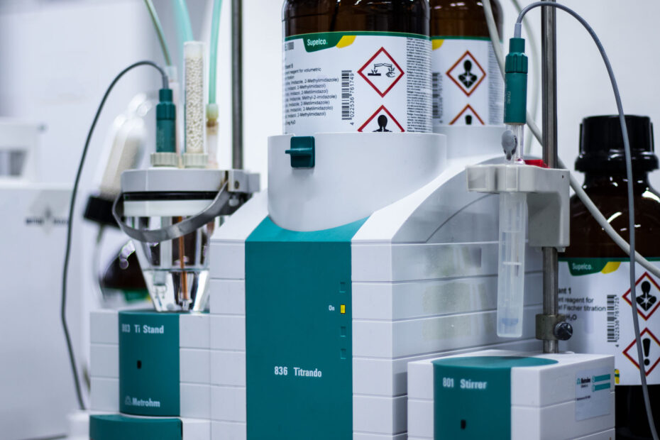 KARLFISCHERTITRATION volumetrisch und coulometrisch